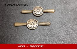 Menuki 002 - MON TREBOL - Bronce