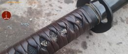 KATANA CON HAMON